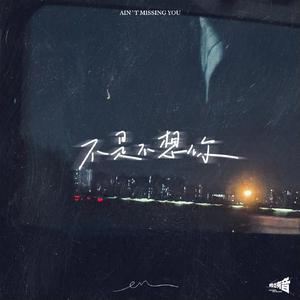 欧美大屁股少妇和俄罗斯大高少妇肛门和BB干出拉屎
